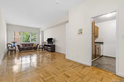 260 Garth Road #1A5, Scarsdale, NY 10583 - Photo 6