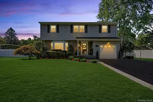 8 Gerek Ave, West Islip, NY 11795 - Photo 2