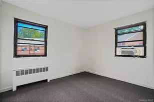 90-55 Shore Pkwy, Howard Beach, NY 11414 - Photo 12