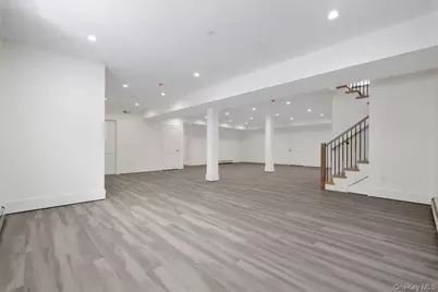 8 Dell Road, Scarsdale, NY 10583 - Photo 32