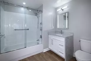 1100 Avalon St, Glen Cove, NY 11542 - Photo 12