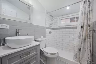 27 Split Cedar Dr, Islandia, NY 11749 - Photo 12