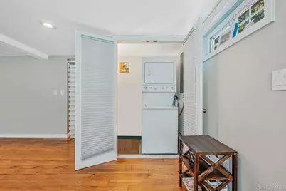 27 Split Cedar Drive, Islandia, NY 11749 - Photo 18