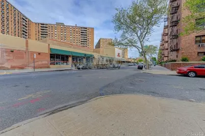 99-10 60th Avenue #2L, Corona, NY 11368 - Photo 20