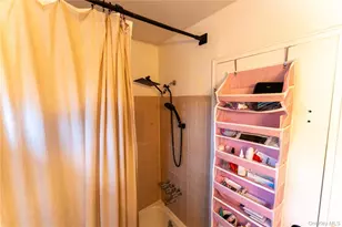 3 Sussex Ct, Suffern, NY 10901 - Photo 20