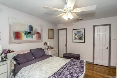 113 Northern Parkway W, Plainview, NY 11803 - Photo 8