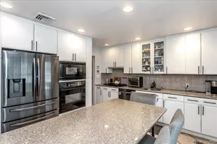 113 Northern Pkwy W, Plainview, NY 11803 - Photo 6