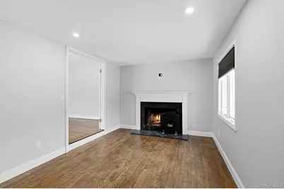 16 Blackman Street, Smithtown, NY 11787 - Photo 8