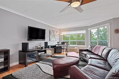 500 High Point Drive #309, Hartsdale, NY 10530 - Photo 14