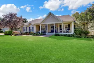 14 Daremy Ln, East Setauket, NY 11733 - Photo 2