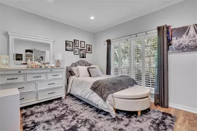 14 Daremy Lane, East Setauket, NY 11733 - Photo 18