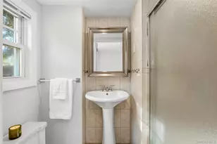 528 N Wagner Ave, Mamaroneck, NY 10543 - Photo 14