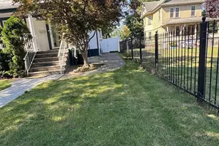 85-32 116th St, Richmond Hill, NY 11418 - Photo 16