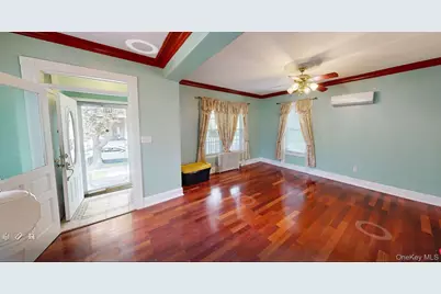 85-32 116 Street, Richmond Hill, NY 11418 - Photo 2