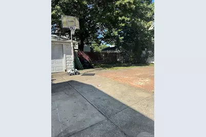 85-32 116 Street, Richmond Hill, NY 11418 - Photo 18