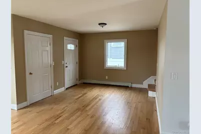 65 Jefferson Place, Massapequa, NY 11758 - Photo 4