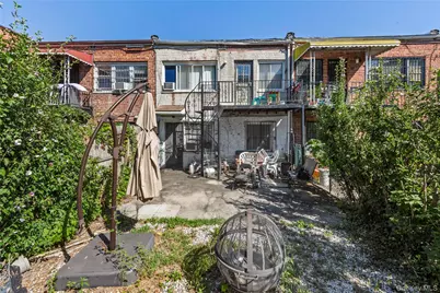 113-66 Springfield Blvd, Jamaica, NY 11426 - Photo 4