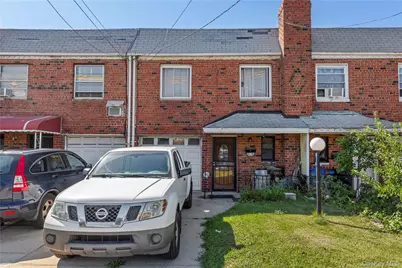 113-66 Springfield Blvd, Jamaica, NY 11426 - Photo 1