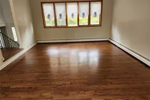 4 Norman Dr, Shoreham, NY 11786 - Photo 10