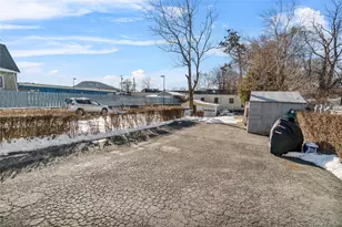 27 Fullerton Ave, Newburgh, NY 12550 - Photo 22