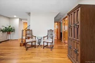 186 11th St, Bethpage, NY 11714 - Photo 4