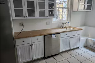 231 E 62nd St, New York, NY 10065 - Photo 4