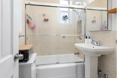 601 Kappock Street #LA, Bronx, NY 10463 - Photo 18