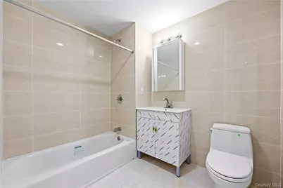 91-23 Corona Avenue #6B, Elmhurst, NY 11373 - Photo 8