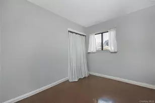 11 Rolan Ct, Islip Terrace, NY 11752 - Photo 18