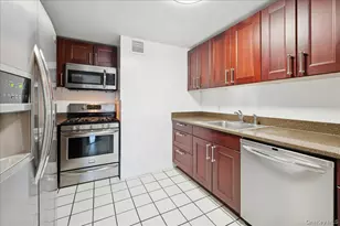 1020 Warburton Ave, Yonkers, NY 10701 - Photo 10