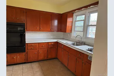 [Address not provided], Rosedale, NY 11422 - Photo 8