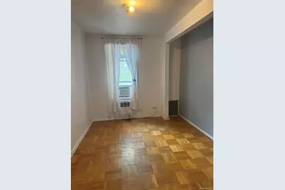 92-29 Lamont Avenue #2K, Elmhurst, NY 11373 - Photo 8