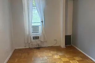 92-29 Lamont Ave, Elmhurst, NY 11373 - Photo 8