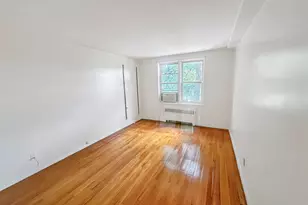 1111 Midland Ave, Bronxville, NY 10708 - Photo 6