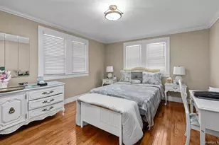 4 Malverne Ave, Malverne, NY 11565 - Photo 6