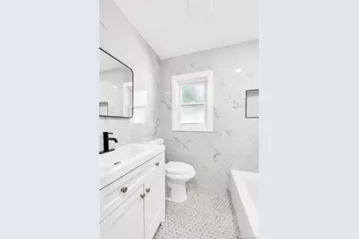 46 N Ocean Avenue, Islip, NY 11751 - Photo 18