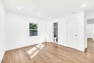 46 N Ocean Ave, Islip, NY 11751 - Photo 16