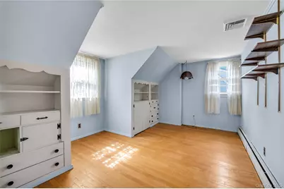 21 Farragut Road, Old Bethpage, NY 11804 - Photo 14