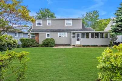 21 Farragut Road, Old Bethpage, NY 11804 - Photo 20