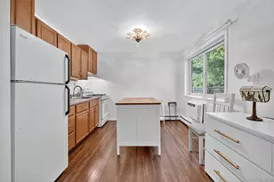 13 Scenic Dr, Croton on Hudson, NY 10520 - Photo 8