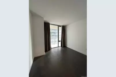131-05 40th Road #15M, Flushing, NY 11354 - Photo 6