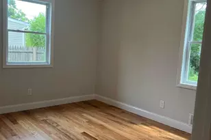 43 Lakewood Ave, Ronkonkoma, NY 11779 - Photo 4