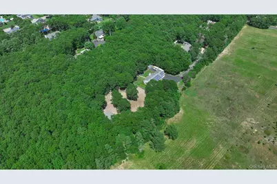 168 Brookfield Avenue, Center Moriches, NY 11934 - Photo 8