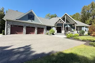 71 Carol Ln, Poughquag, NY 12570 - Photo 2