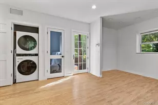 22 W Gate Rd, Wainscott, NY 11937 - Photo 28