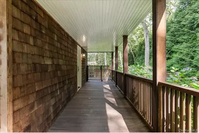 22 West Gate Road, Wainscott, NY 11937 - Photo 6