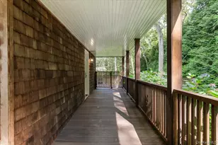 22 W Gate Rd, Wainscott, NY 11937 - Photo 6