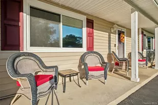 27 Parkridge Cir, Port Jefferson Station, NY 11776 - Photo 2