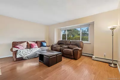 27 Parkridge Circle, Port Jefferson Station, NY 11776 - Photo 4