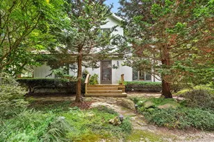 4528 Noyac Rd, Sag Harbor, NY 11963 - Photo 2